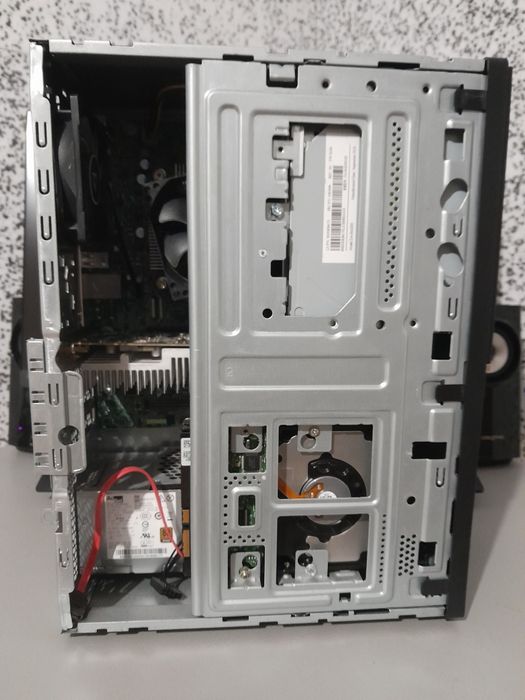 Компютър  - "LENOVO" Intel (R) Core (TM) i5-8400 CPU