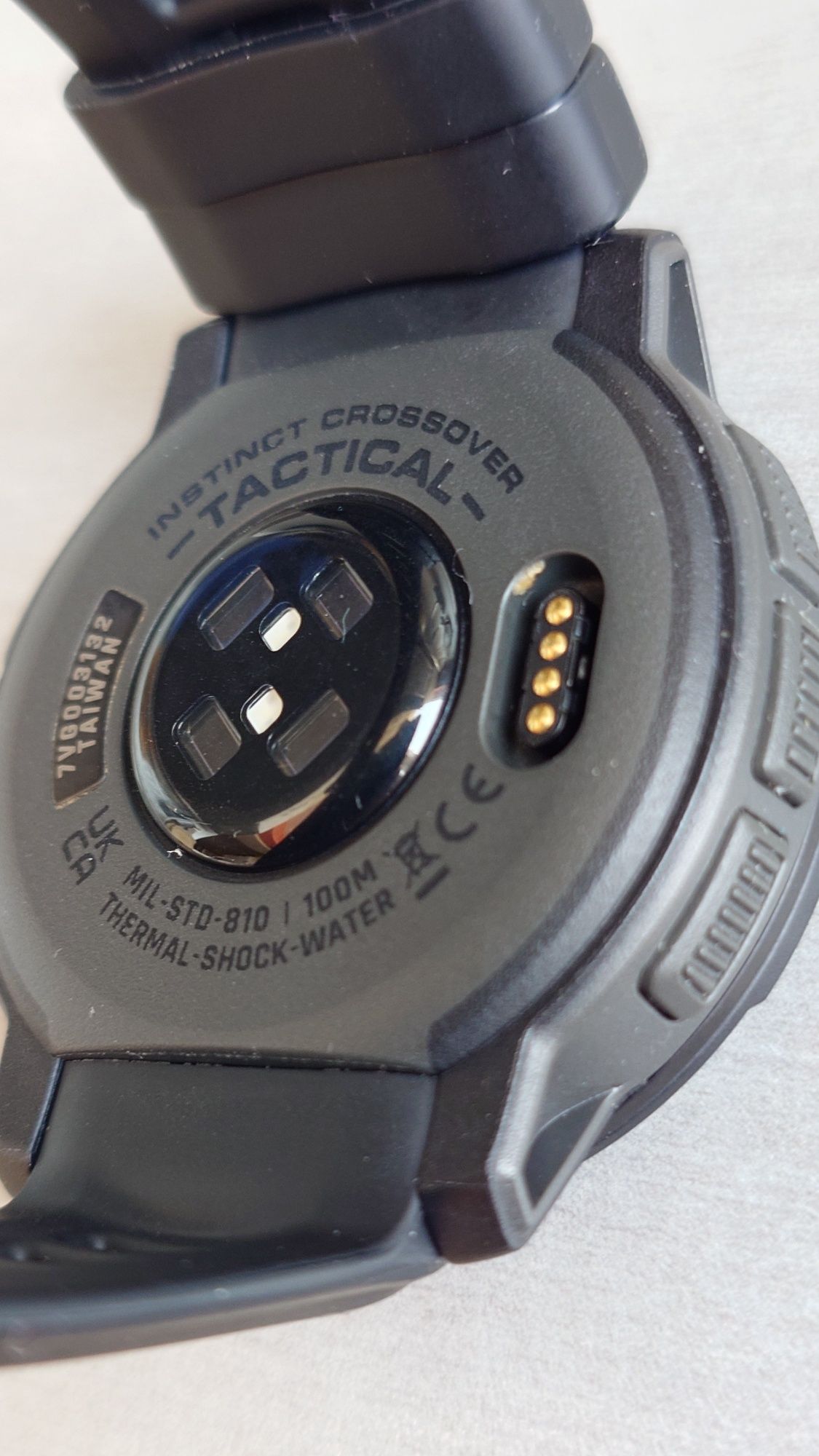 Garmin Instinct Crossover Solar версия Tactical
