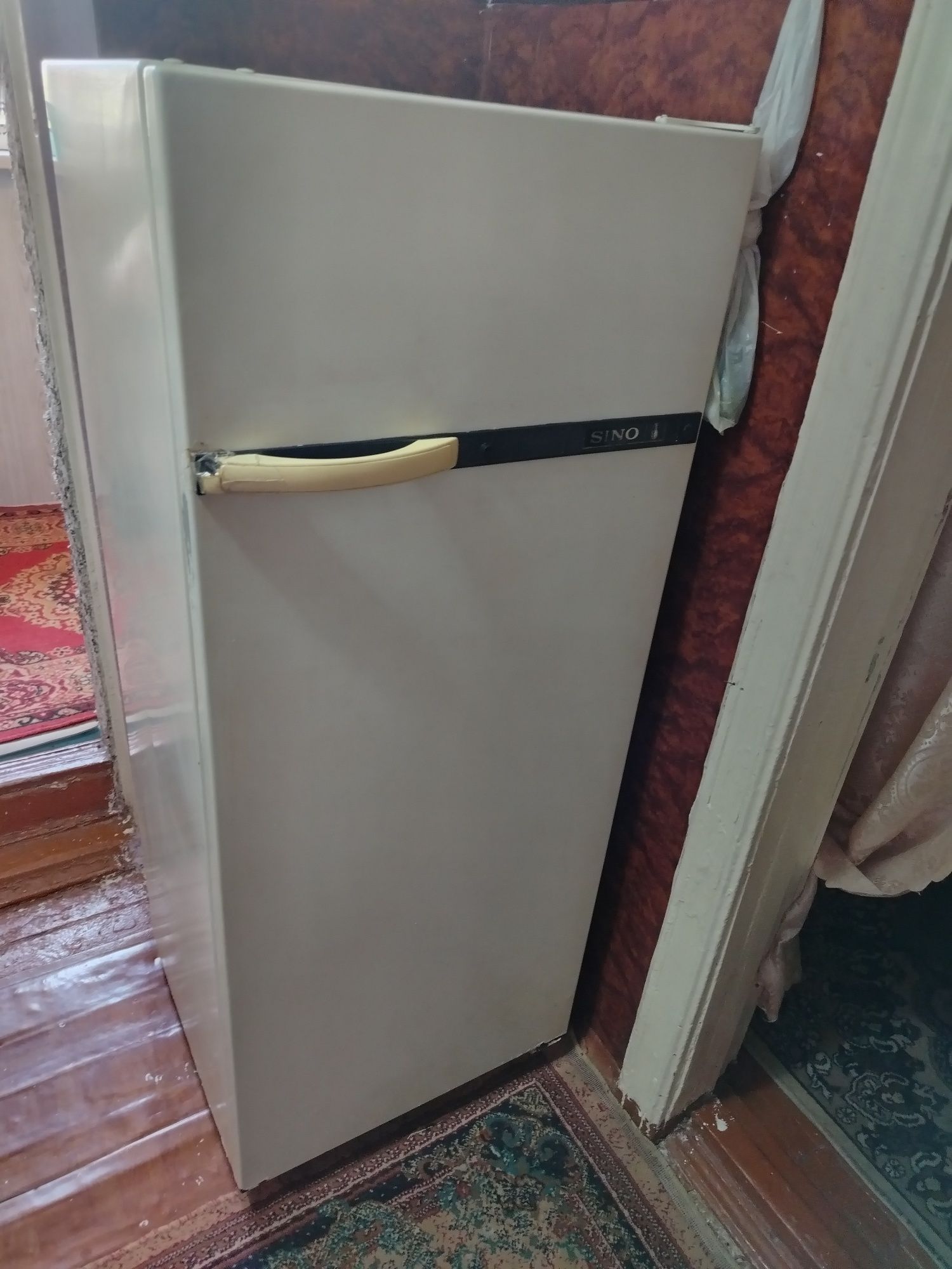 Продаётся холодильник