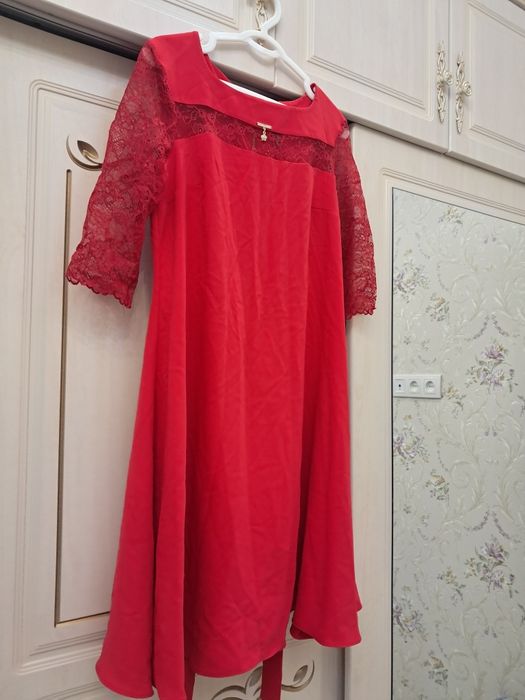 Красное короткое платье.Qizil kalta ko‘ylak