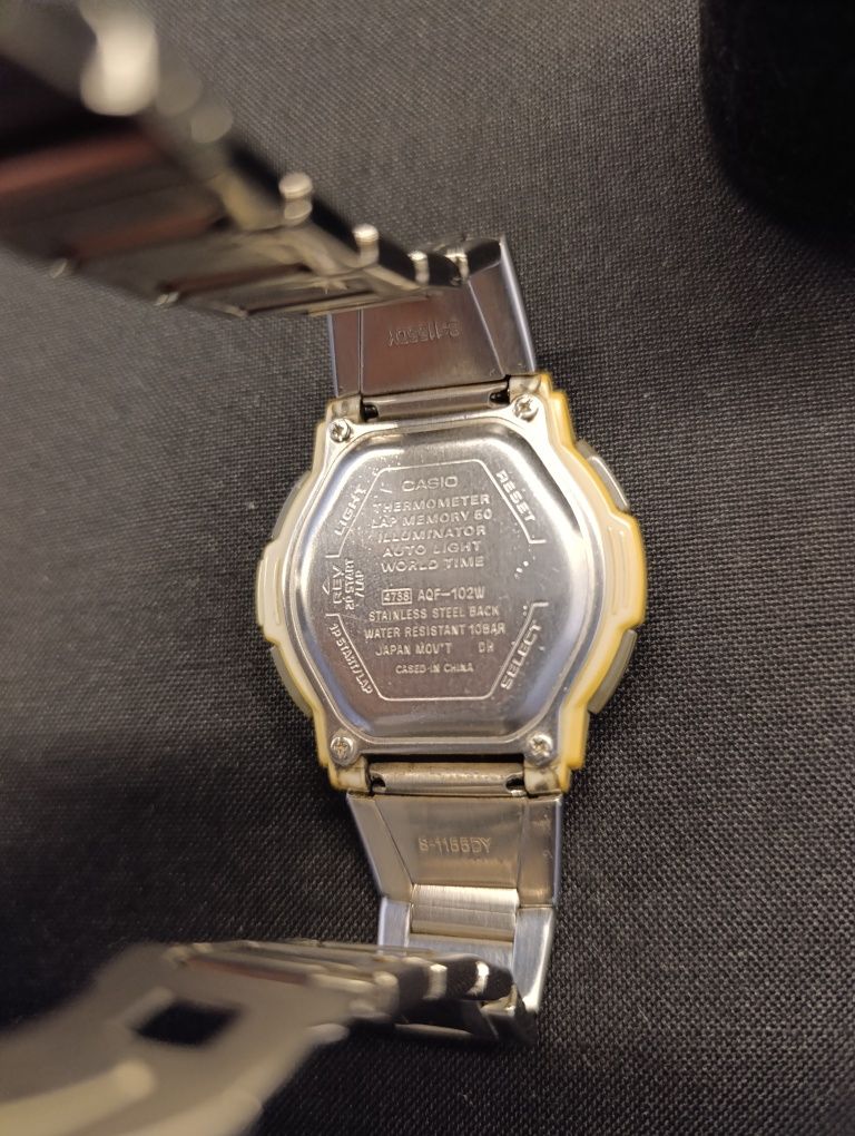 Casio Collection AQF102 D-IB.
В отлично техническо състояние.
Цена:79,