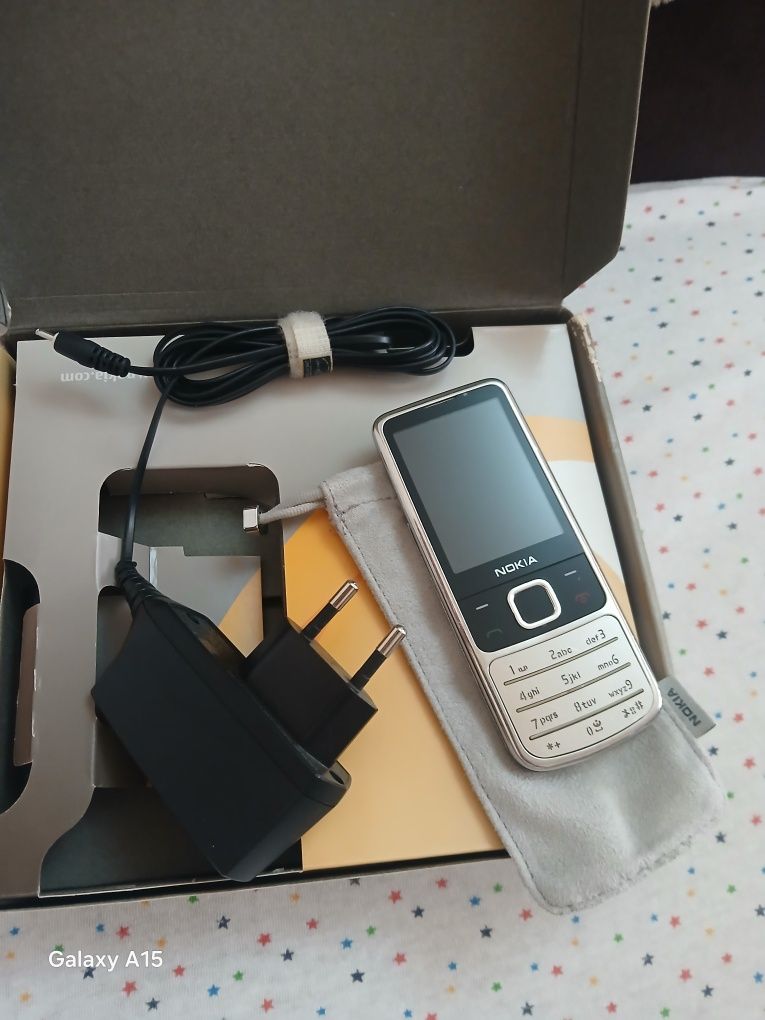 Srochno sotiladi Nokia 6700 ideal