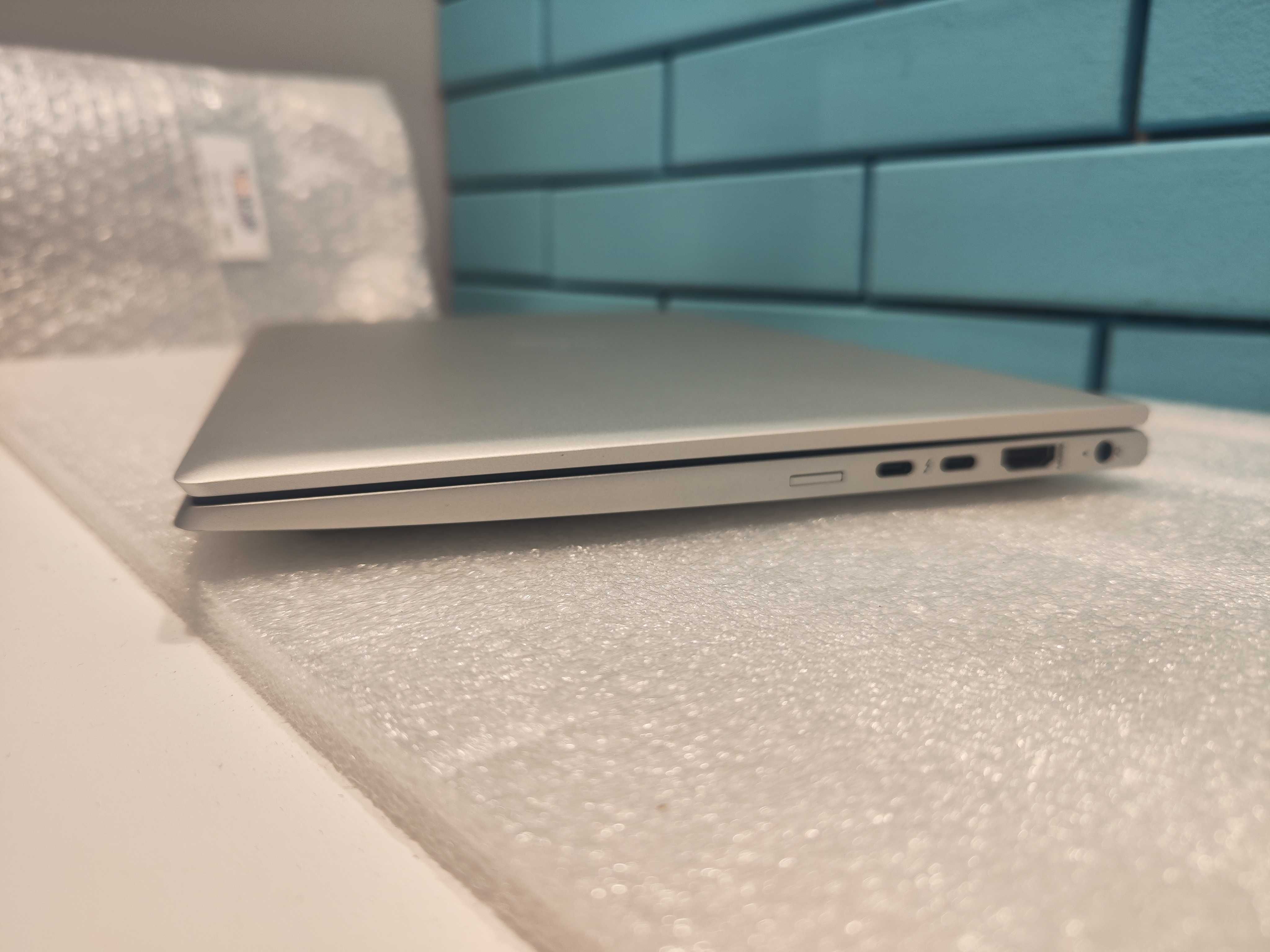 HP EliteBook 830 G8 – i7-1185G7 vPro, 16GB RAM, 512GB SSD, 13.3" FHD