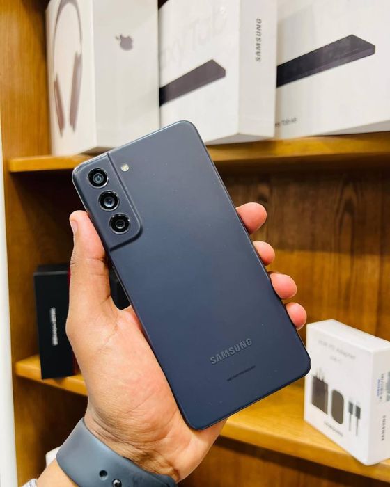 Samsung S21 256GB ideal srochna sotiladi