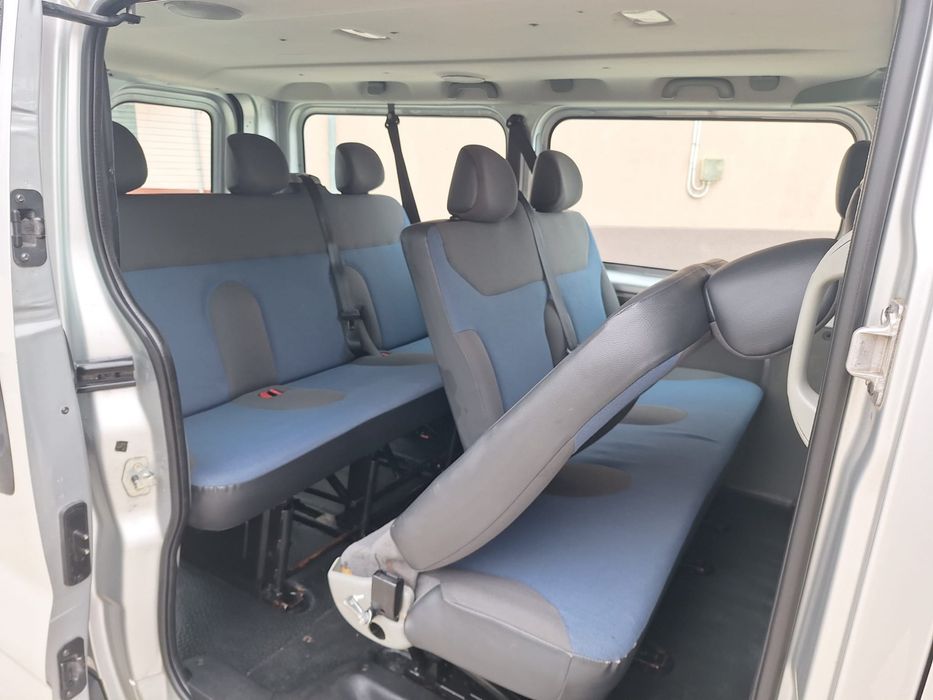 Renault Trafic 8+1 locuri