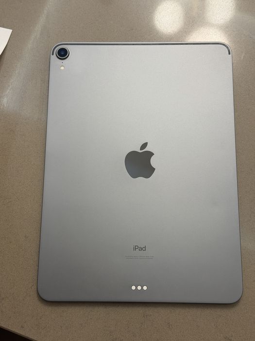 Ipad Pro 11” (2018), 64GB, Wi-Fi, Space Gray si Pencil