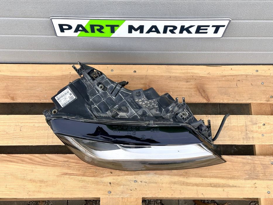 Десен фар AUDI A7 S7 RS7 Full Led 4G8941774