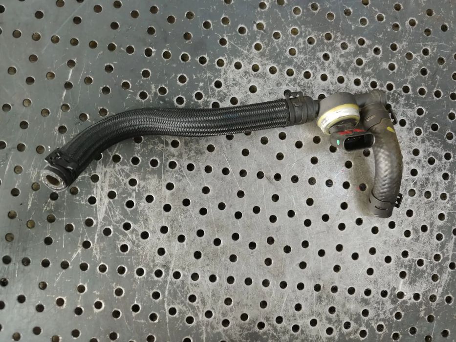senzor presiune combustibil dsr 2.0 tdi audi a3 8y vw golf 8 skoda octavia 4  04b906054g