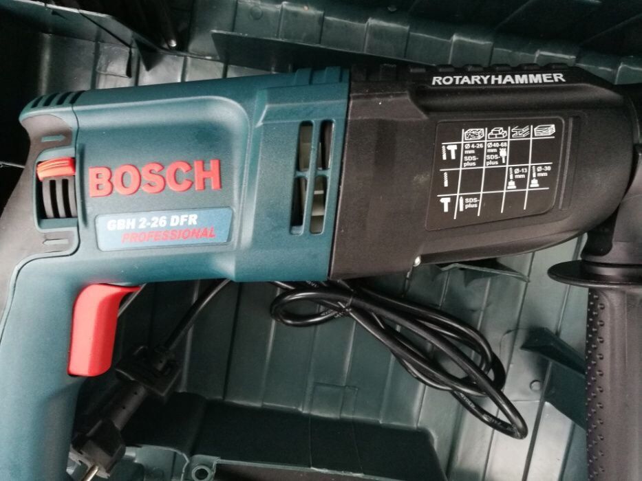 Нов перфоратор-къртач Бош Bosch GBH 2-26-DFR-800вт.-професионален