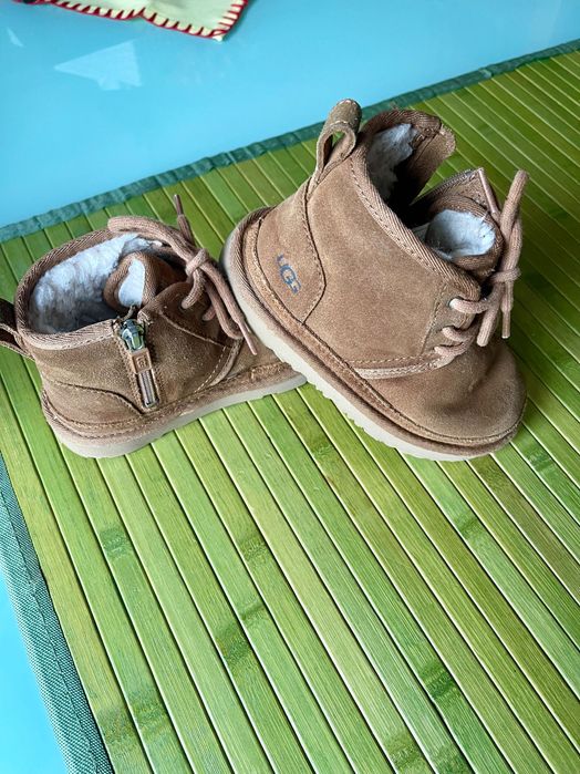 UGG 28,5  (17,5 cm )