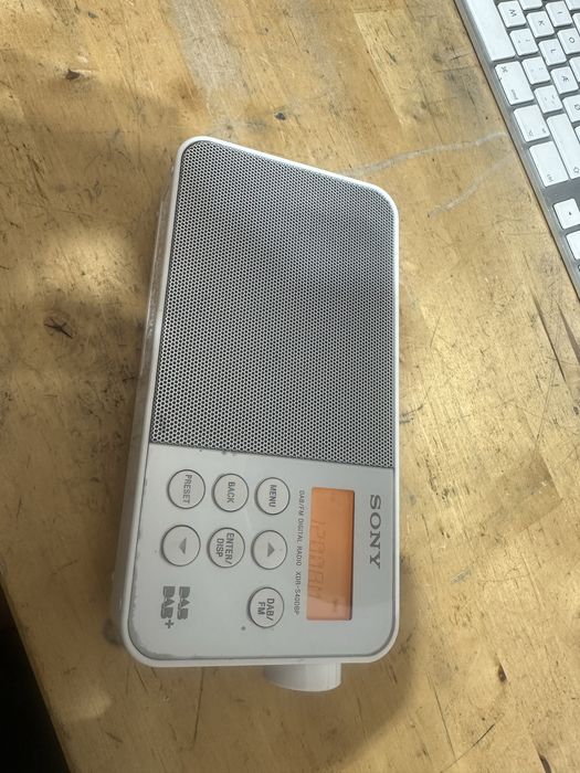 Radio dab SONY model: XDR-S40D
