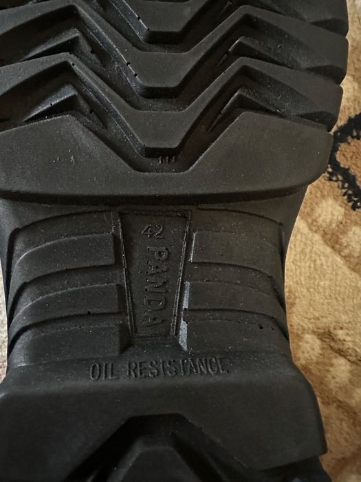 Защитная спец обувь 42 р 1 пара