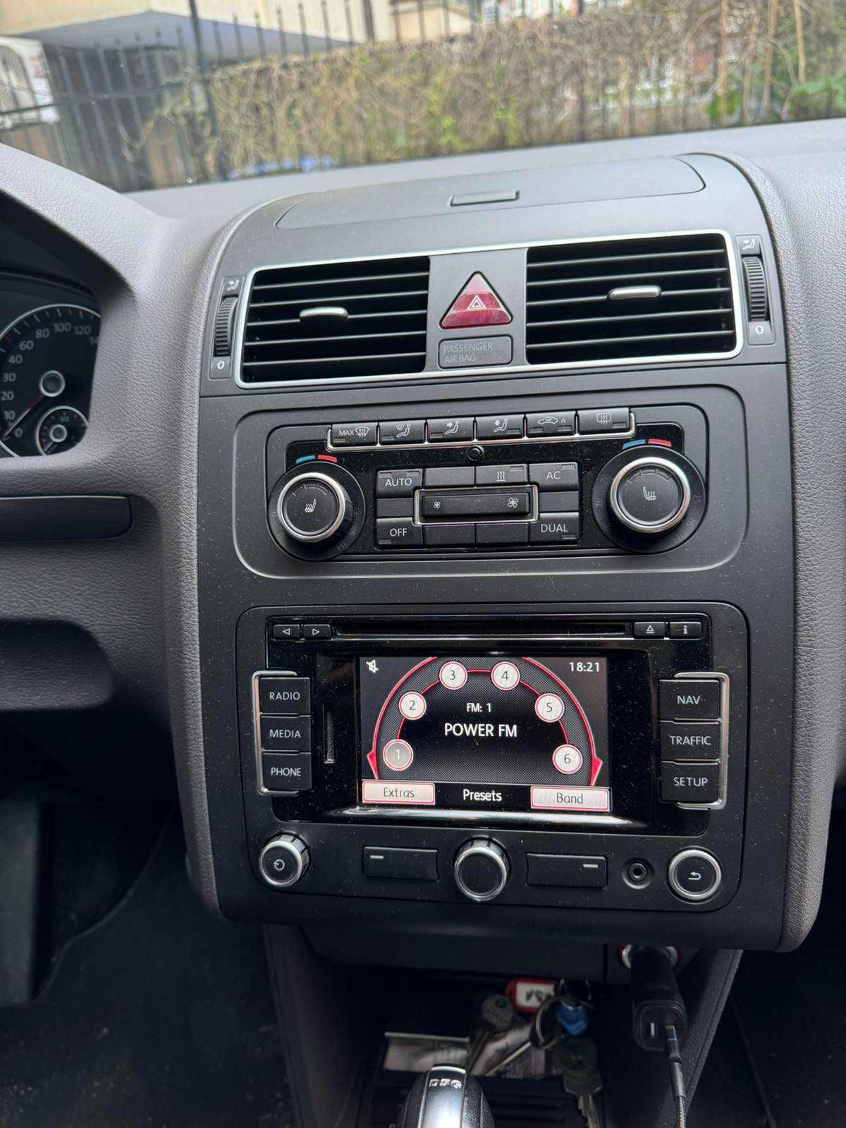 VW Touran R-Line Cross DSG Уникален