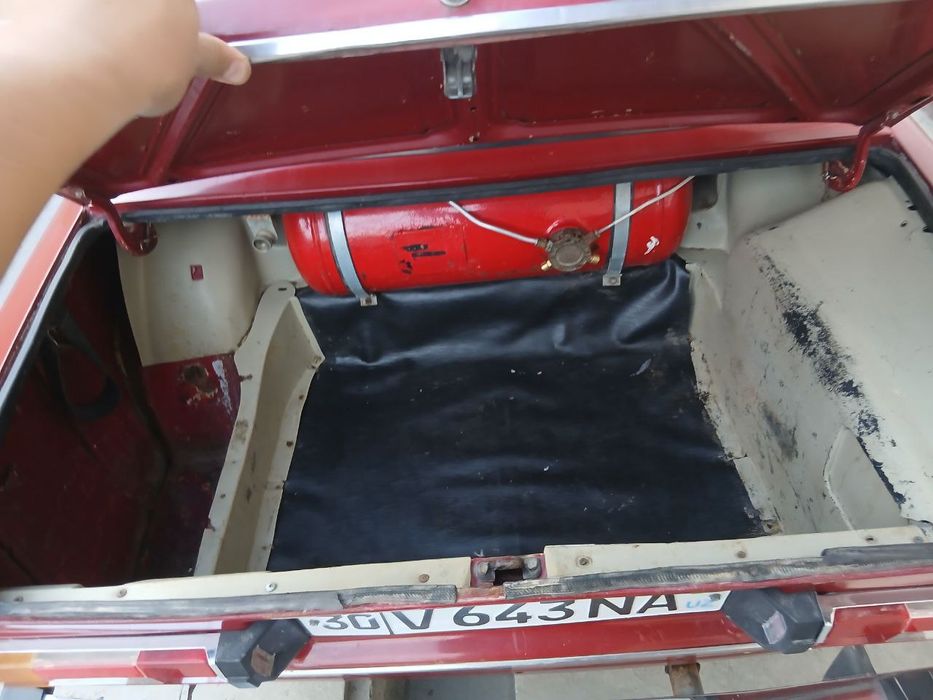 Vaz 2106 Sotiladi