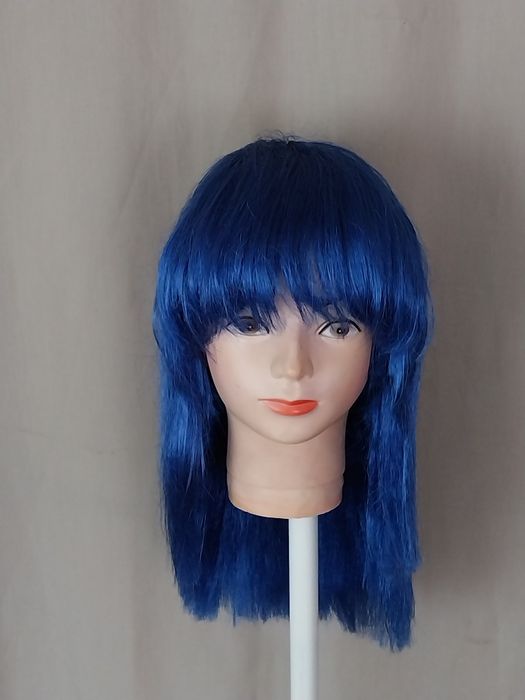 Нови перуки  ,черна, синя,кестенява / боб / синя