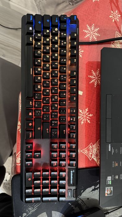 Steelseries Apex 7 (red switch)