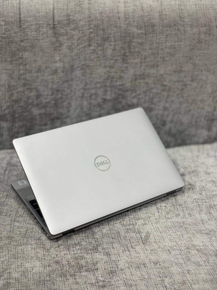 Dell laptop.