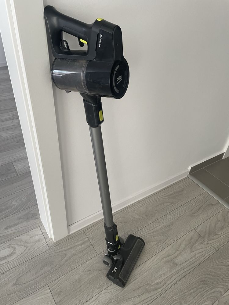 Aspirator vertical BEKO