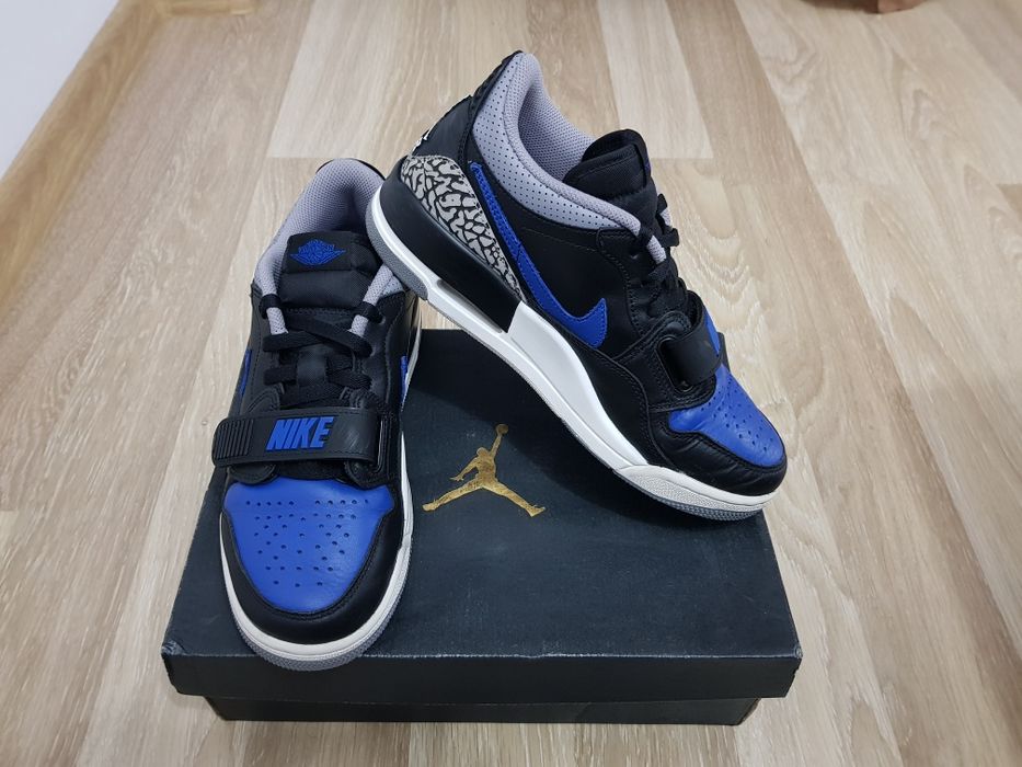 Adidasi Air Jordan mărimea 40 nike force boost