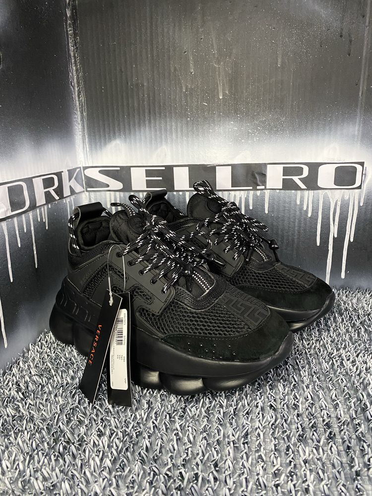 Versace Chain Reaction White/Black