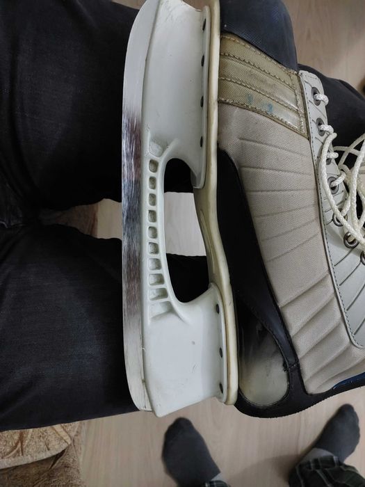 Patine masura 47.5