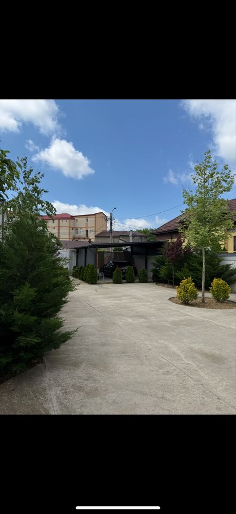 Vila de vanzare 560 mp
