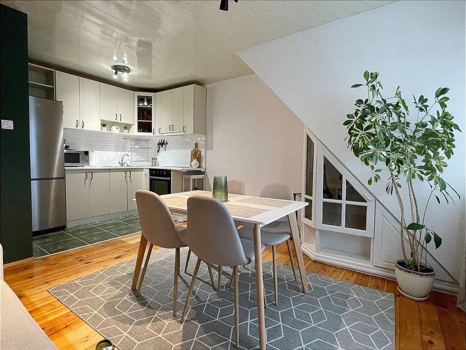 Тристаен апартамент с паркомясто до ул.Дубровник