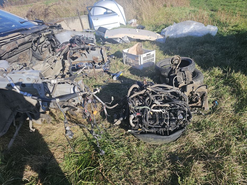 Vand piese Mazda 3 2005 1.6 desel