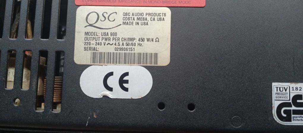 Професионално стъпало QSC USA-900 2X450w