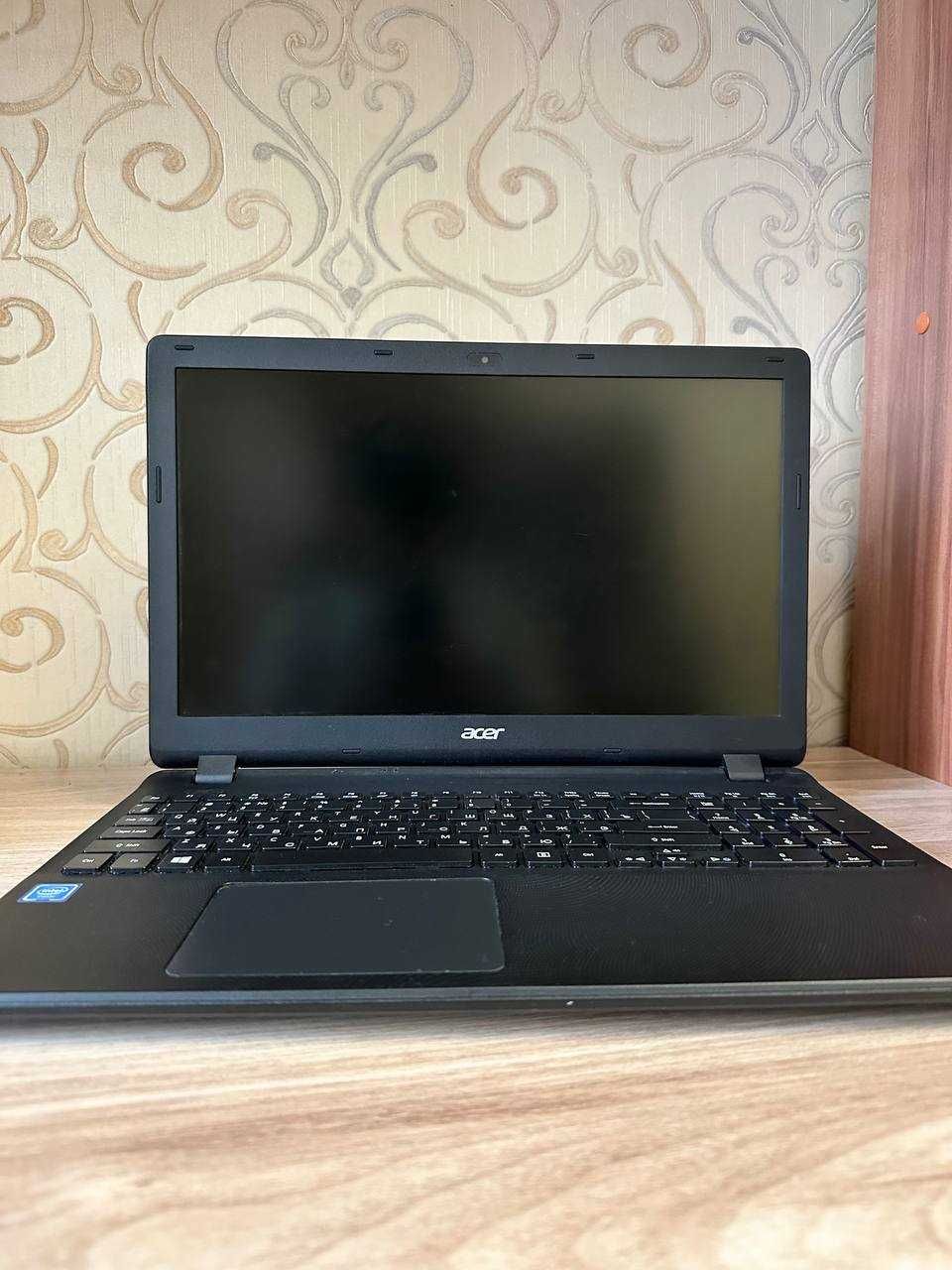 Продается недорогой ноутбук Acer Extensa 15.