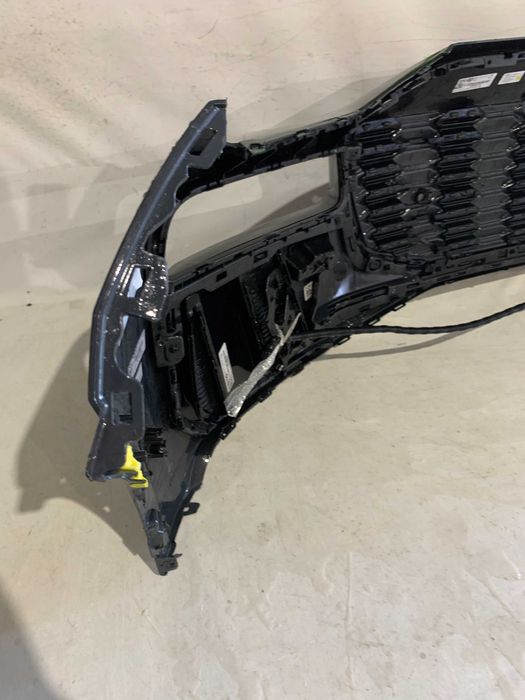 Bara fata Audi Q6 E-tron S-line 2024 - 2025 , cod origine 85H807437B