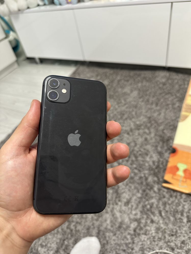 Vand iphone 11 pentru piese/ recarosare
