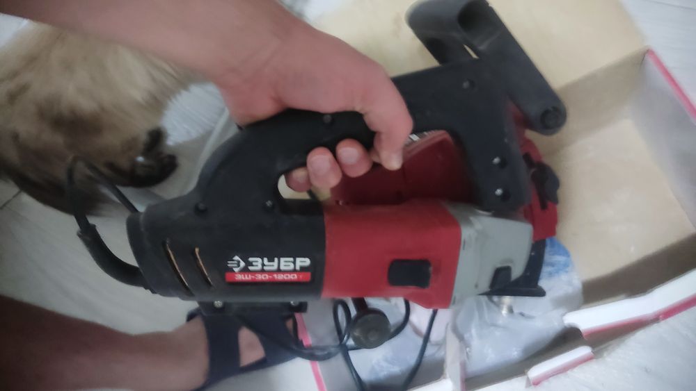 Штроборез ЗУБР ЗШ-30-1200 Т