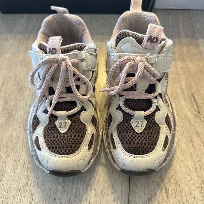 Детски new balance размер 27