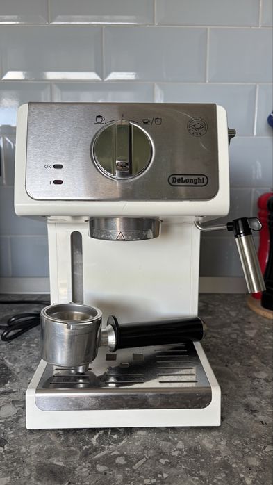 Espressor manual DeLonghi + Râșniță + accesorii