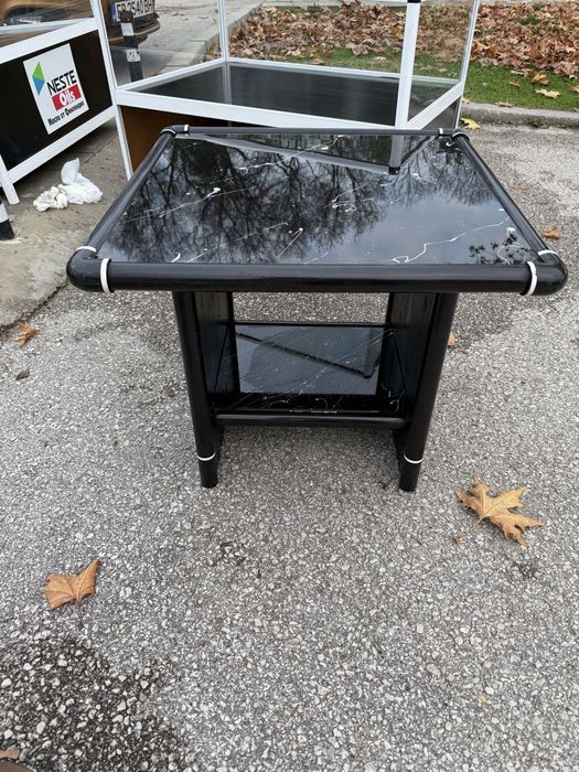 Малка и голяма маса