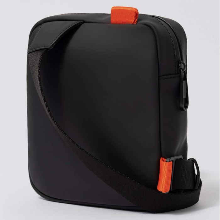 Оригинална мъжка чанта Calvin Klein K50K509560