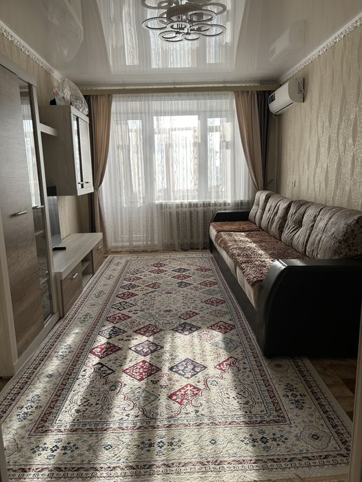 Продам 3 комнатную квартиру по ул. 40 лет октября 7