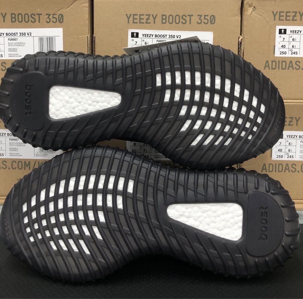 Yeezy Boost 350 V2 Core Black Core White Oreo Yeezy 350 V2 Oreo Black