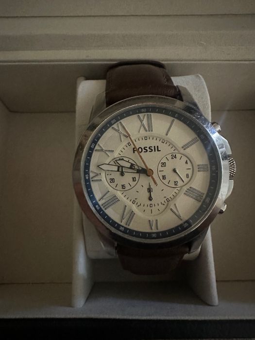 Часовник Fossil - leather strap