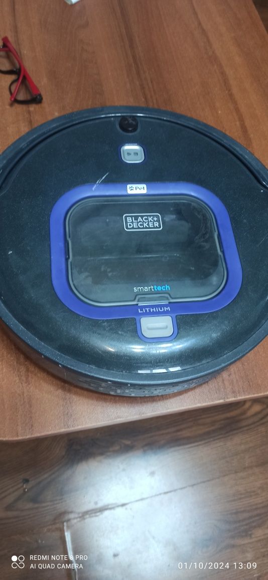 Робот прахосмукачка Black/Decker