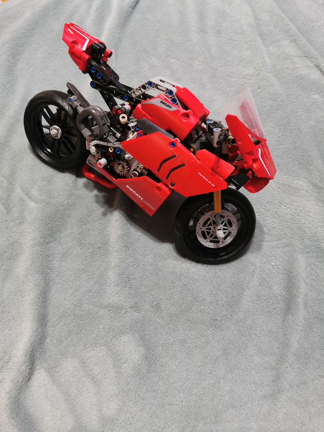 LEGO Ducati Panigale V4r