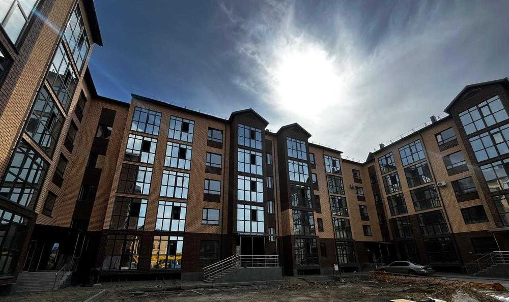 2 комнатная квартира 4 этаж, центр города, новостройка