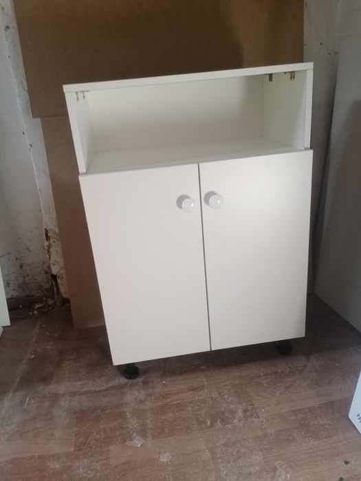 Шкаф напольный для ванной комнаты