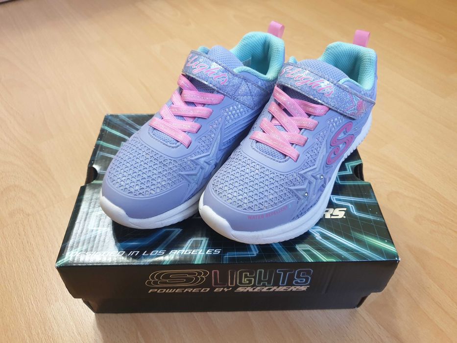 Adidasi fete Skechers S-Lights Jumpsters-Wishful Star cu LED-uri nr.32