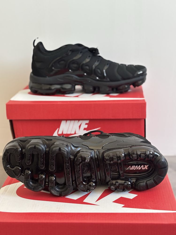 Nike Air Vapormax Triple Black