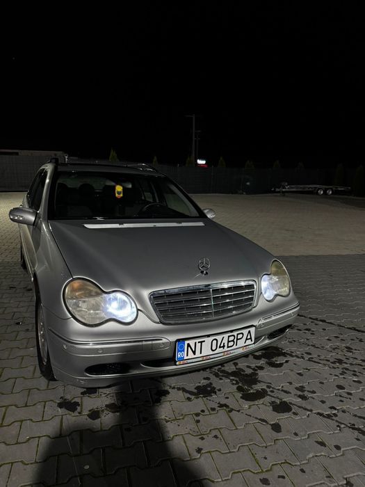 Mercedes C220 w203
