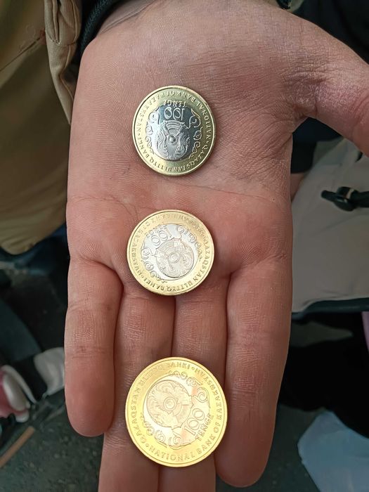 коллекционные монеты казахстана 100 тенге продам