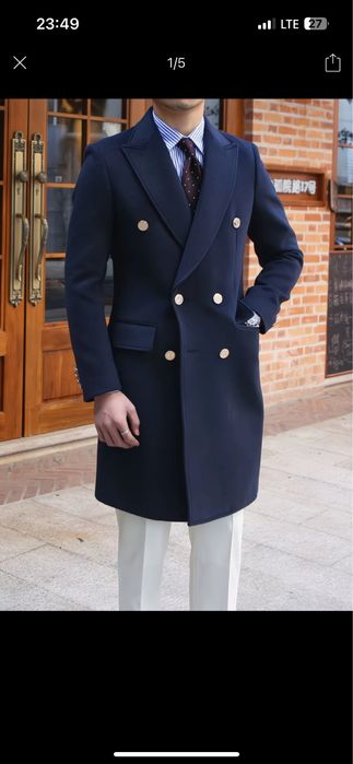 Пальто зимный.