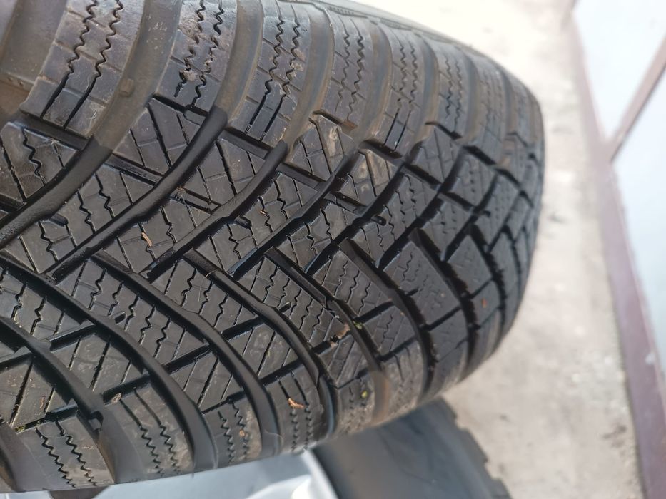 Jante Volkswagen cu anvelope iarna  195/65/15